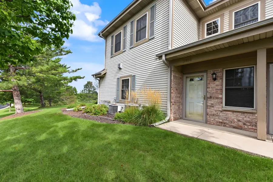 N55W17156 Ravenwood DRIVE #19156, Menomonee Falls, WI 53051 - #2