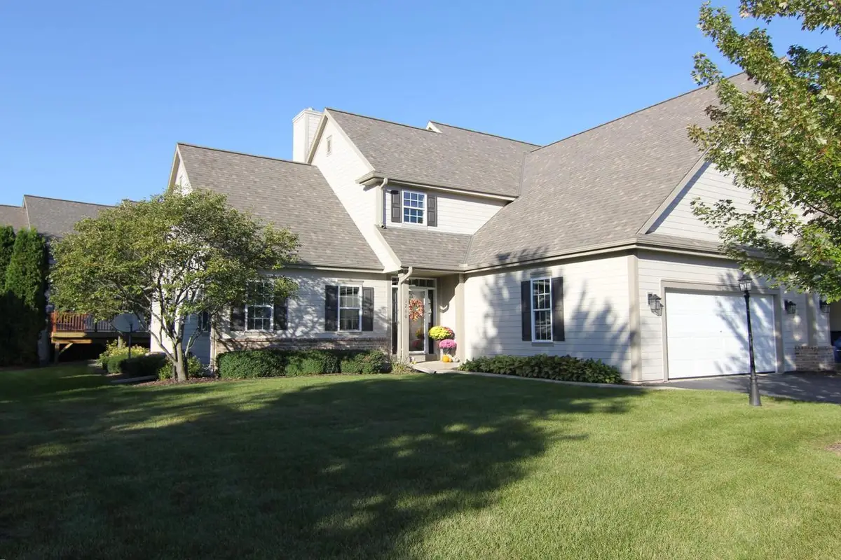 1760 Woodland WAY, Slinger, WI 53086 - #1