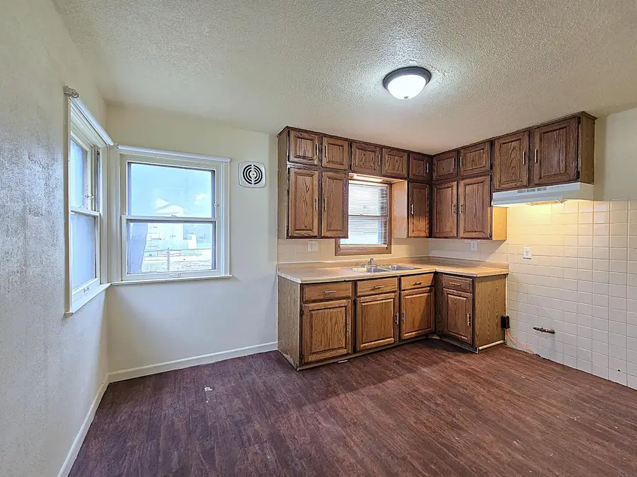5333 N 46th STREET, Milwaukee, WI 53218 - #2