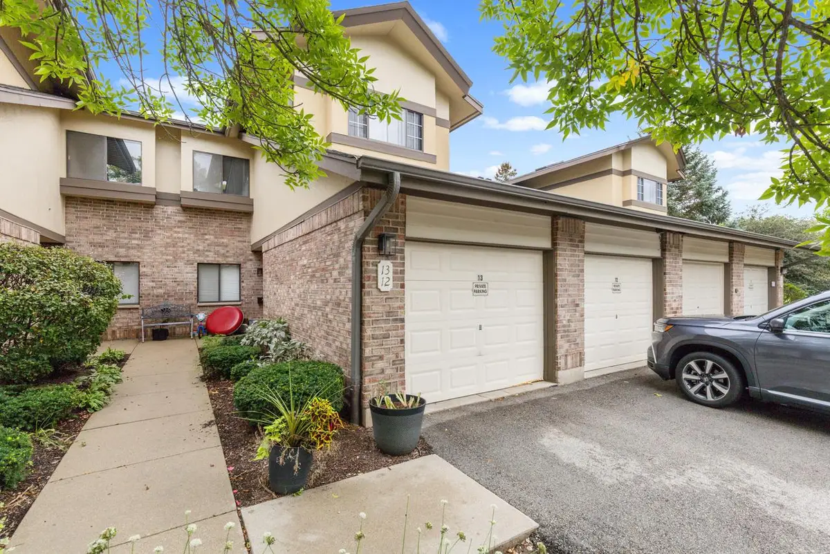 500 W Bender ROAD #13, Glendale, WI 53217 - #1