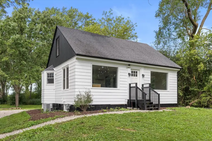 W136N9033 Highway 145, Menomonee Falls, WI 53051 - #2