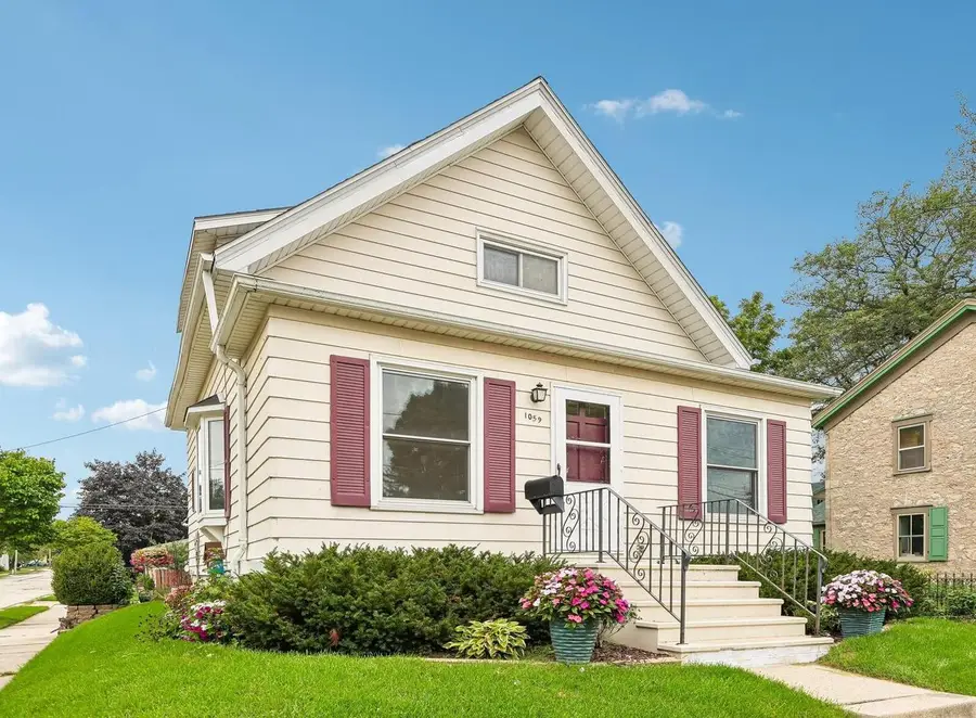 1059 9th AVENUE, Grafton, WI 53024 - #2