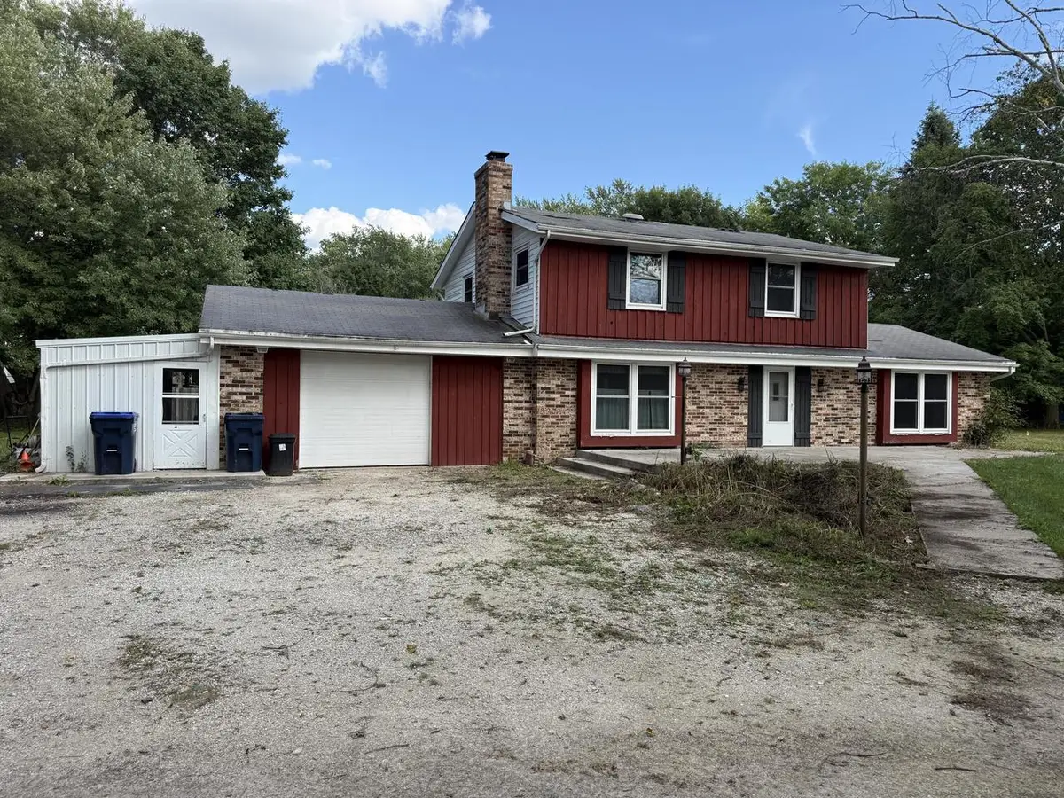 W231S6190 Charles DRIVE, Waukesha, WI 53189 - #1