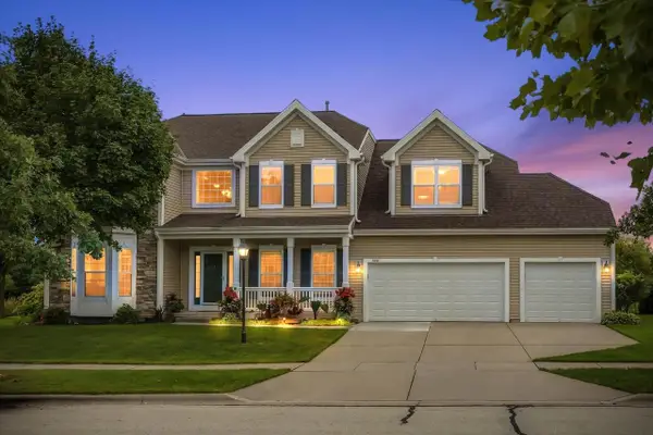 2247 Willow Pond WAY, Grafton, WI 53024