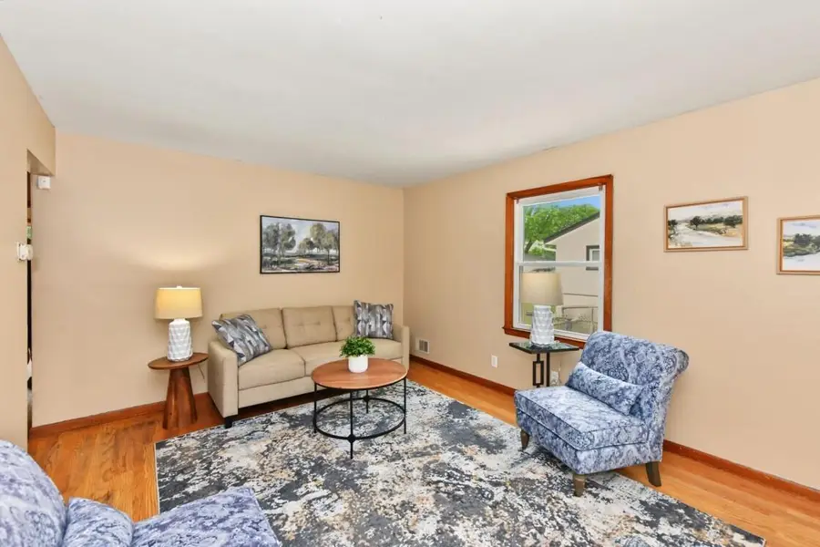 8048 W Herbert AVENUE, Milwaukee, WI 53218 - #3
