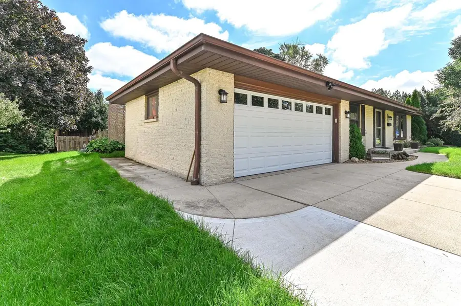 5224 S 23rd STREET, Milwaukee, WI 53221 - #3