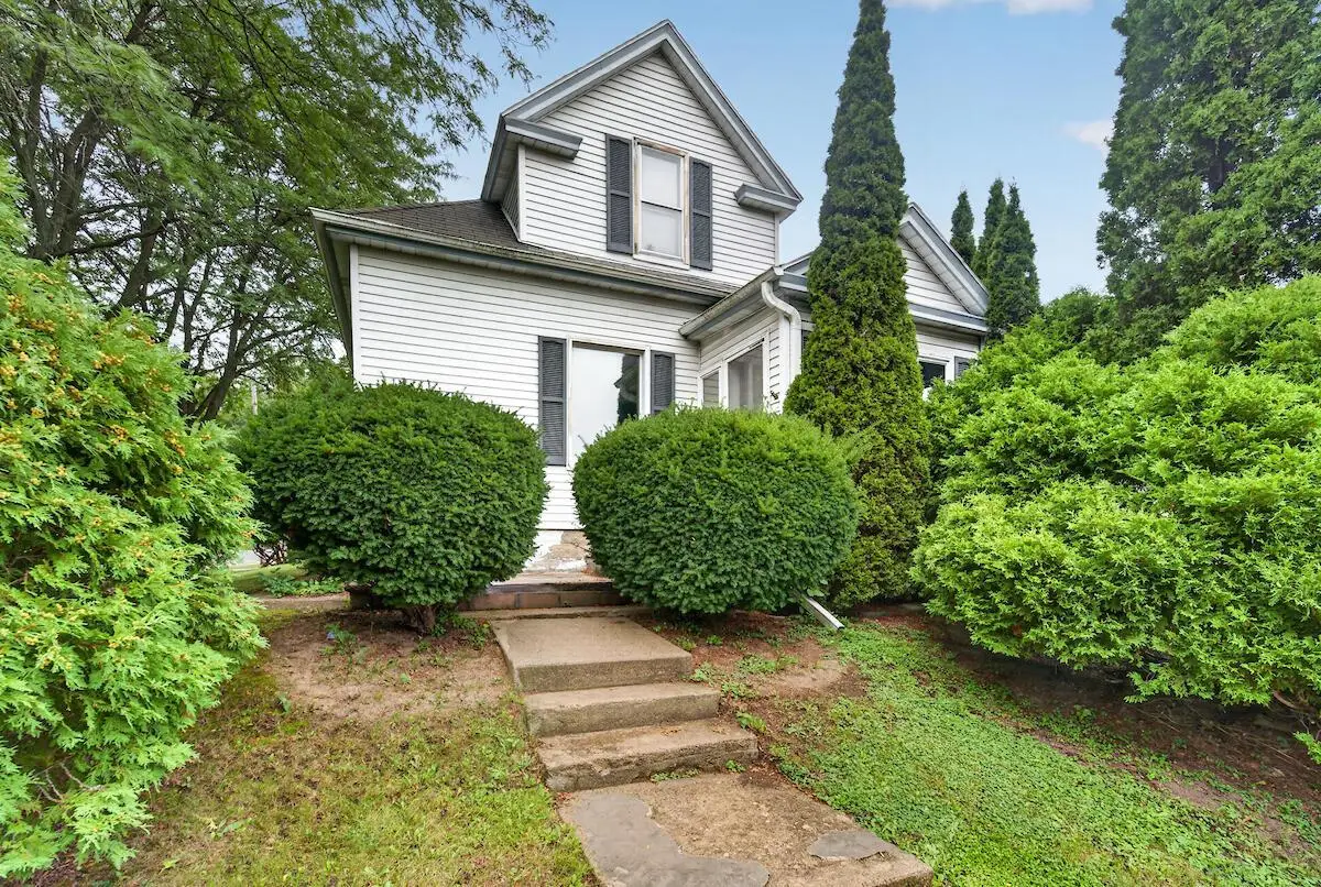 5053 N 126th STREET, Butler, WI 53007 - #1