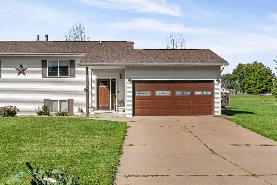 W8326 Prairie Pine LANE, Onalaska, WI 54650 - #2