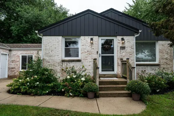 15565 Carpenter ROAD, Brookfield, WI 53005
