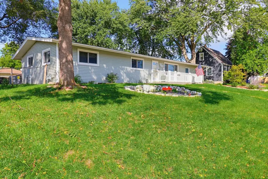 1224 Mackinac AVENUE, South Milwaukee, WI 53172 - #2