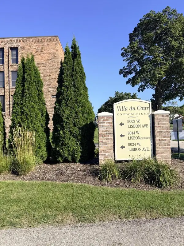 9002 W Lisbon AVENUE #109, Milwaukee, WI 53222