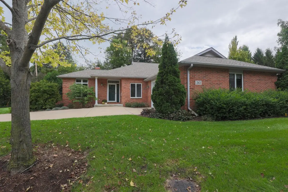 212 Thorngate COURT #8, Burlington, WI 53105 - #1