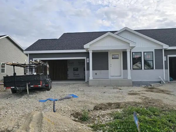 N162W21883 Poppy ROAD, Jackson, WI 53037
