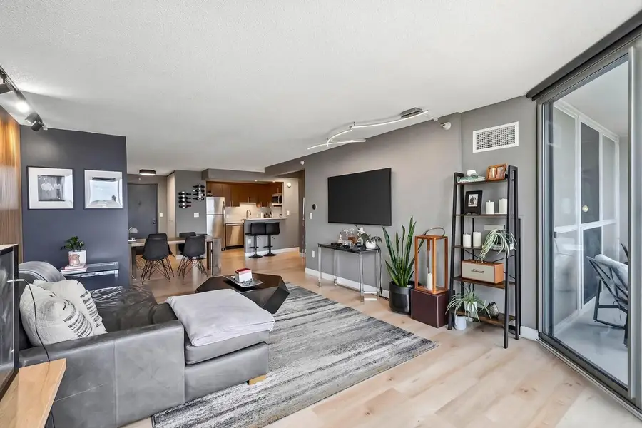 1660 N Prospect AVENUE #704, Milwaukee, WI 53202 - #2