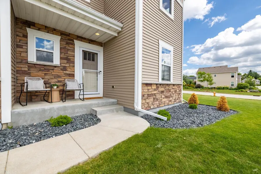 1298 Juniper LANE, Oconomowoc, WI 53066 - #2