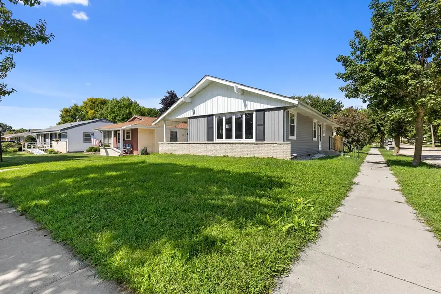 9600 W Morgan AVENUE, Milwaukee, WI 53228 - #2