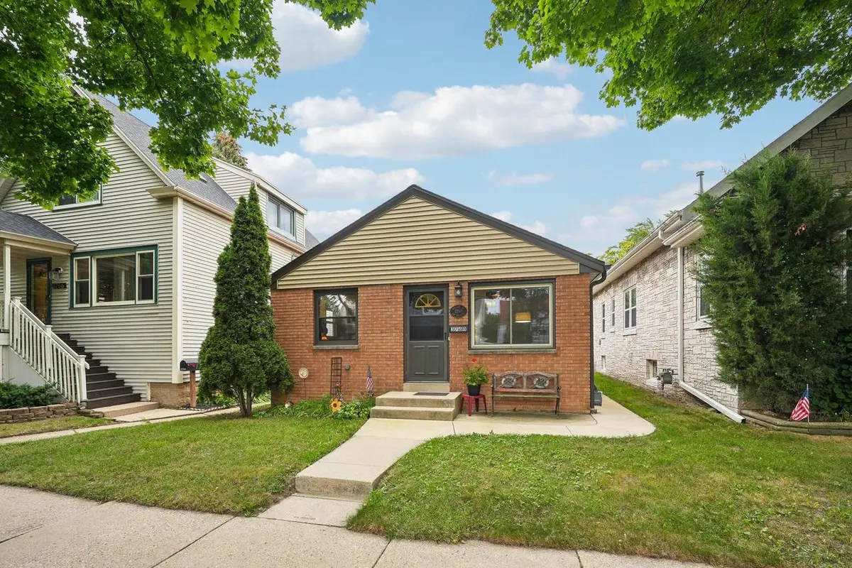 3760 S Kansas AVENUE, Milwaukee, WI 53207 - #1