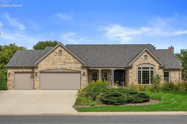 N74W16142 Stonewood DRIVE, Menomonee Falls, WI 53051