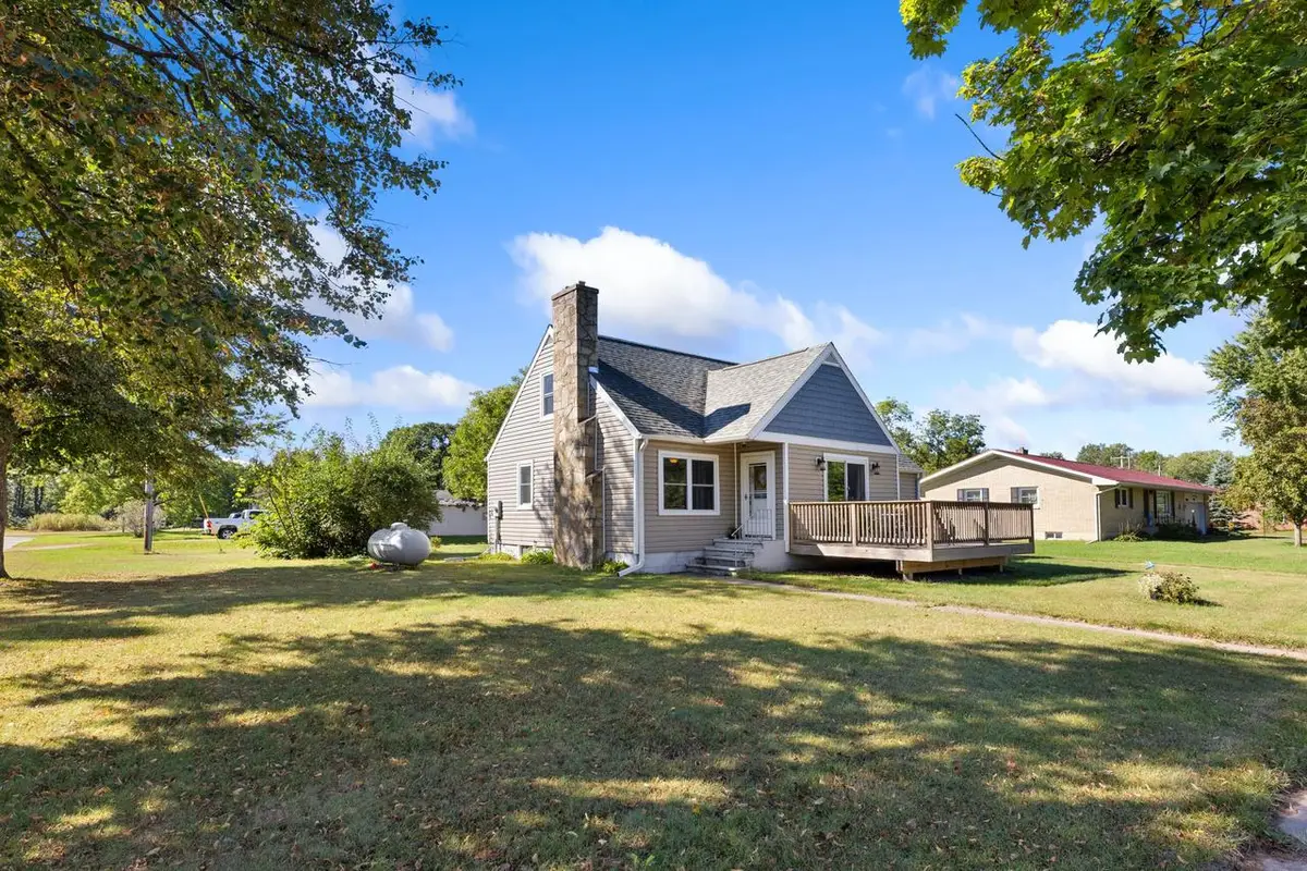 301 Michaels STREET, Cochrane, WI 54622 - #1