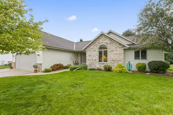 506 E Rossman STREET, Hartford, WI 53027