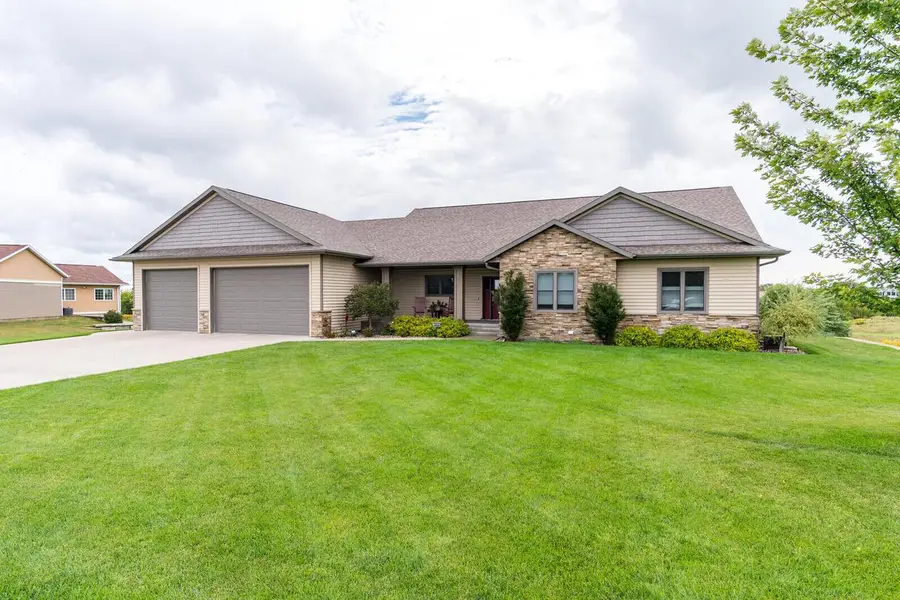 W3816 Highland DRIVE, La Crosse, WI 54601 - #2