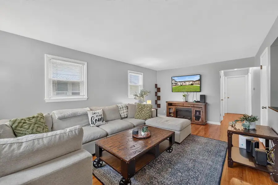 1945 Case AVENUE, Racine, WI 53403 - #2