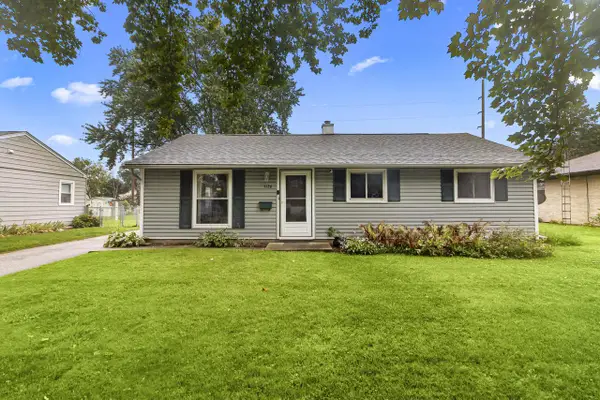 1126 E Wisconsin STREET, Delavan, WI 53115