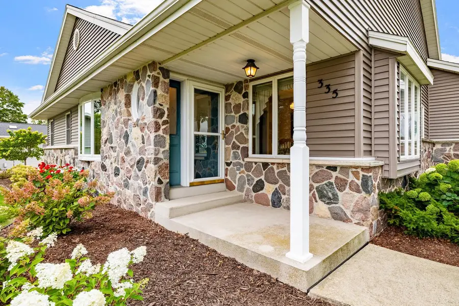 335 N Main STREET, Cedar Grove, WI 53013 - #2