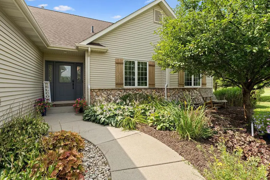 W7265 Robins WAY, Elkhorn, WI 53121 - #2