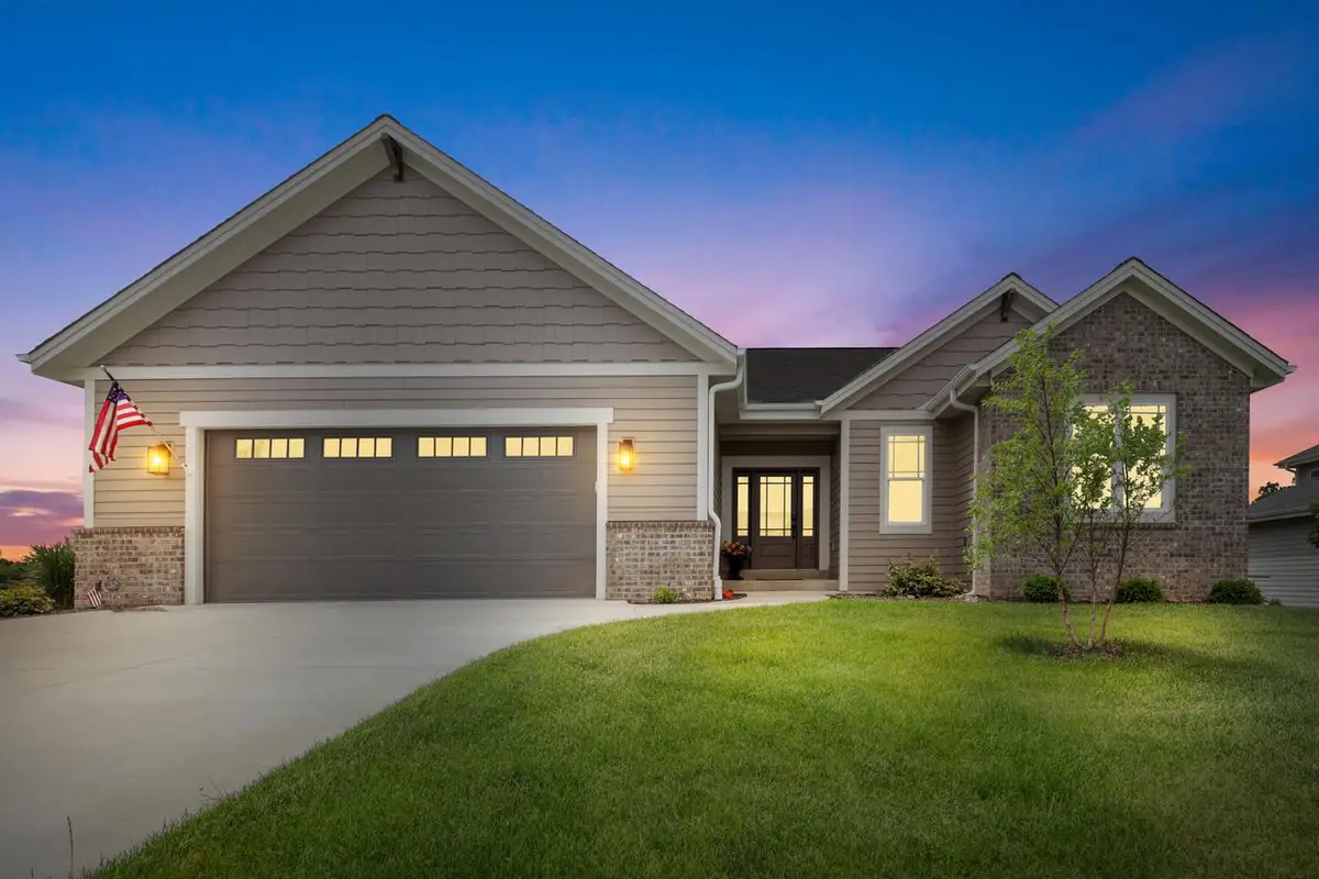 S54W25469 Pebble Brook COURT, Waukesha, WI 53189 - #1