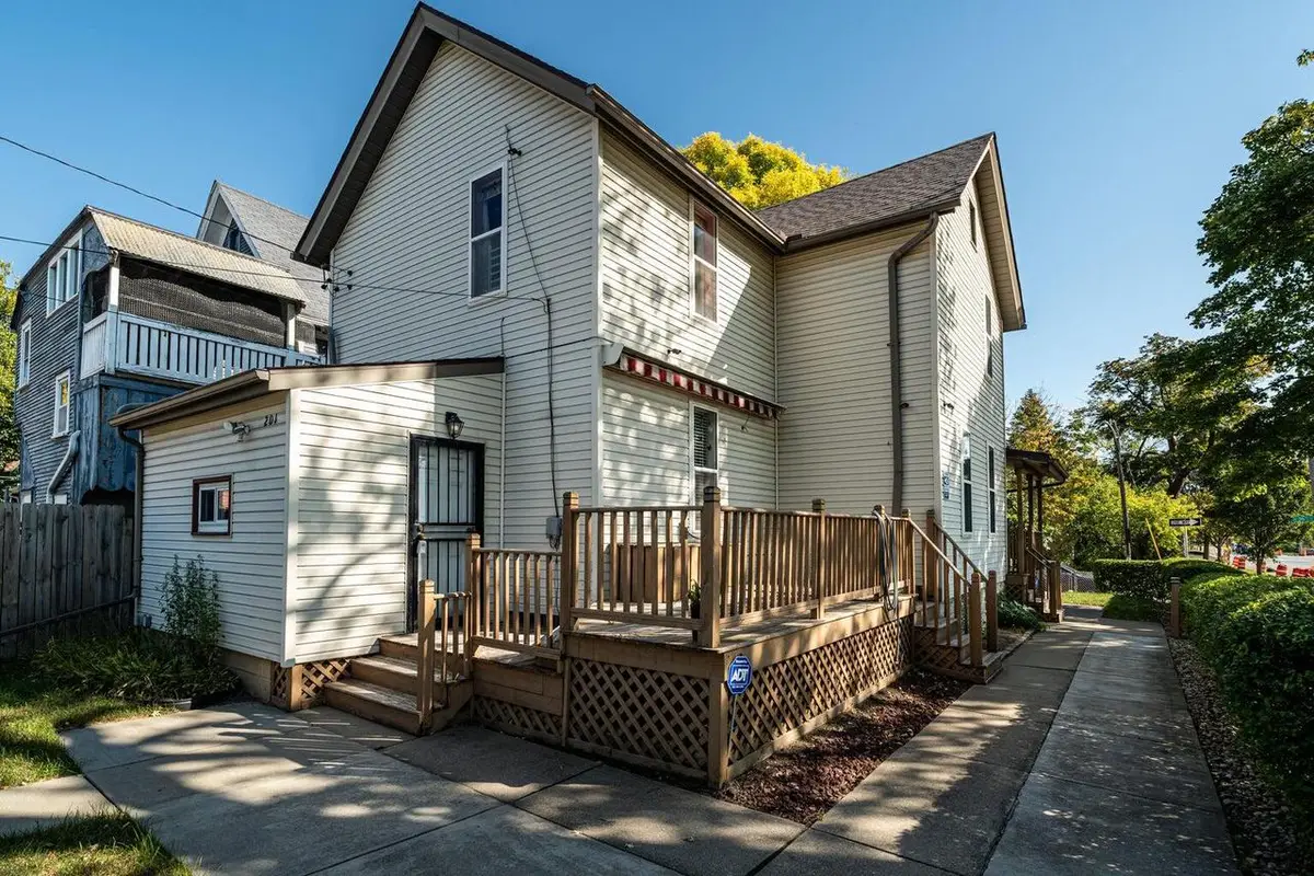 201 N 36th STREET, Milwaukee, WI 53208 - #1