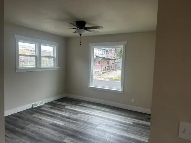 1423 Mehrtens AVENUE #1337 N. Taylor Dr., Sheboygan, WI 53081 - #2