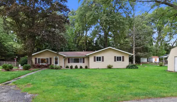 915 Bayview AVENUE, Twin Lakes, WI 53181