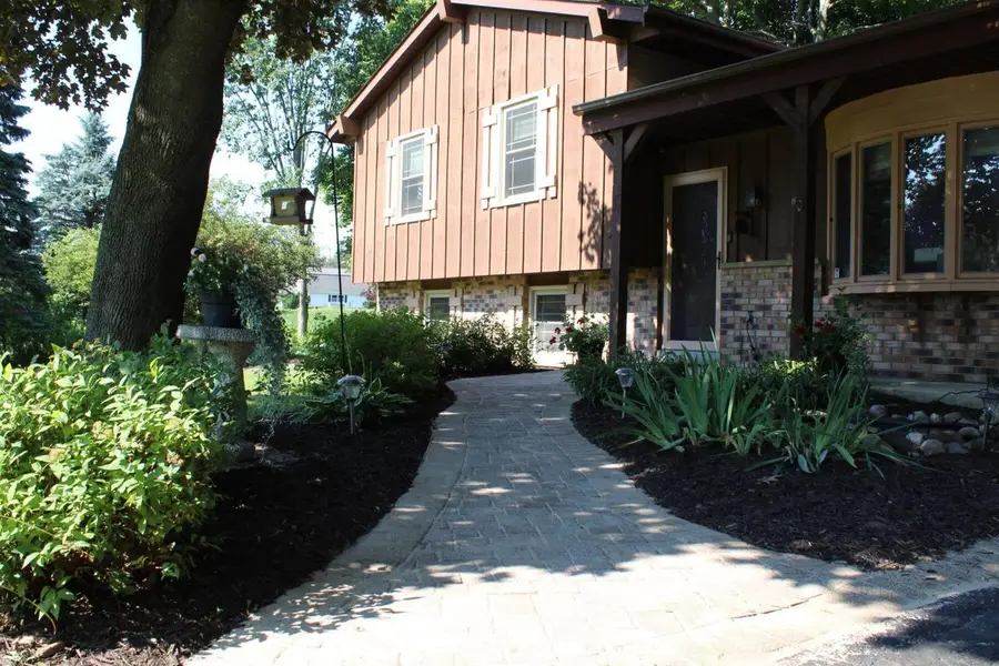 6905 Colt CIRCLE, West Bend, WI 53090 - #2