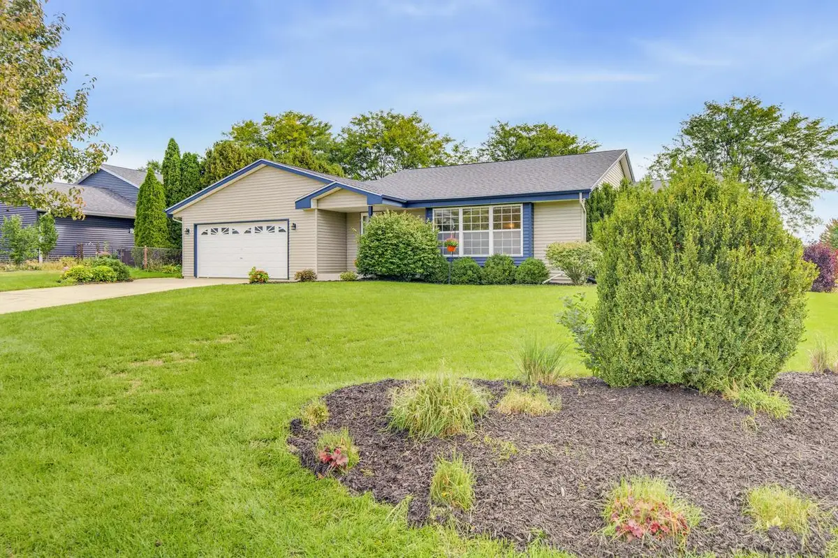 9260 S 44th STREET, Franklin, WI 53132 - #1