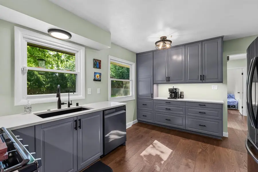 W128N8518 Revere ROAD, Menomonee Falls, WI 53051 - #3