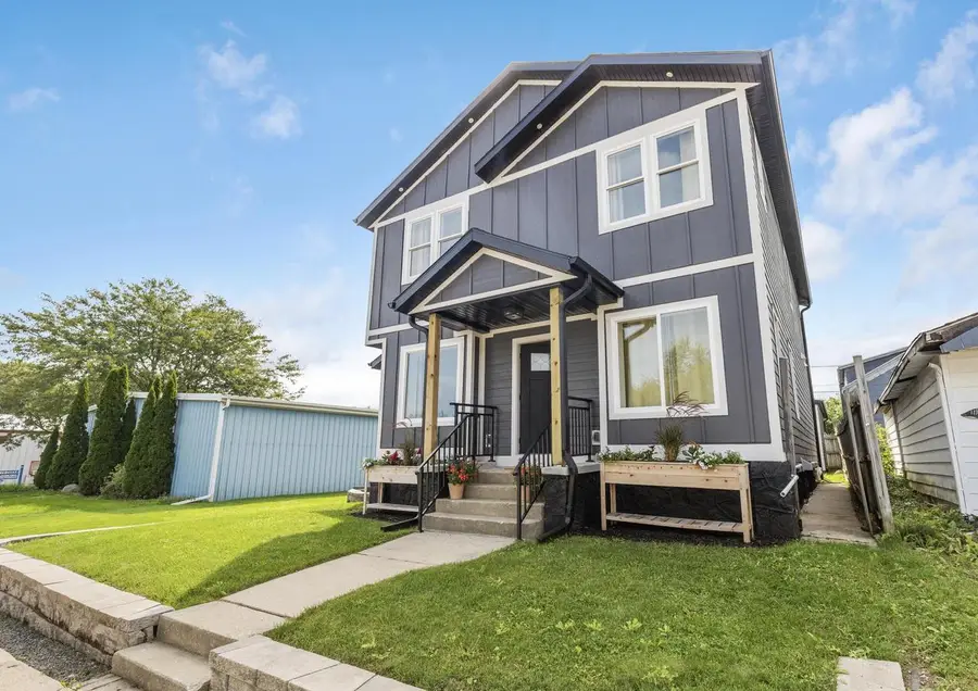1107 Marshall AVENUE, South Milwaukee, WI 53172 - #2