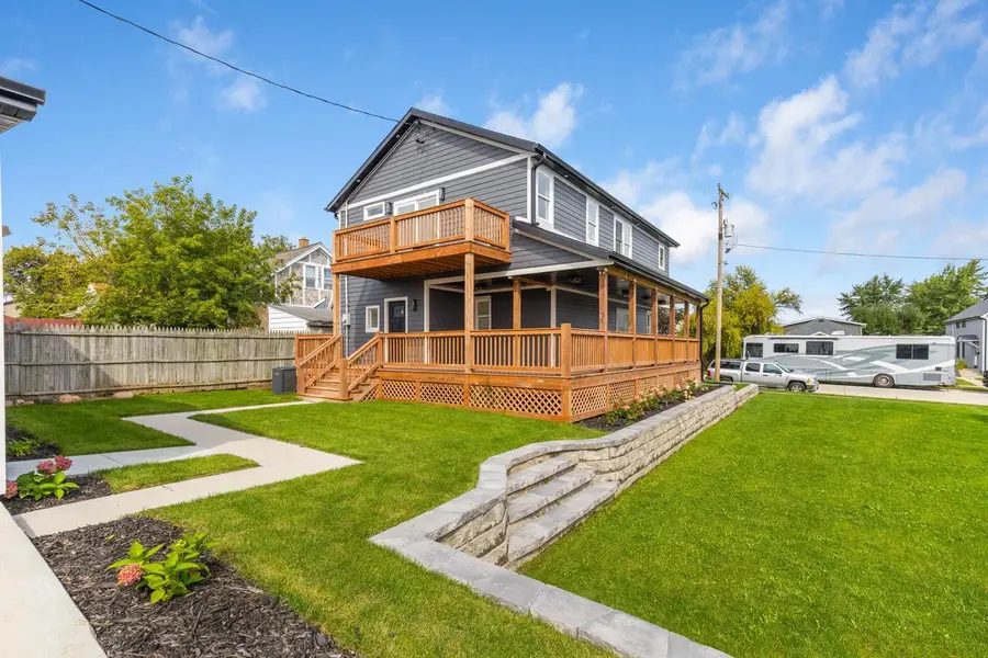 1107 Marshall AVENUE, South Milwaukee, WI 53172 - #3