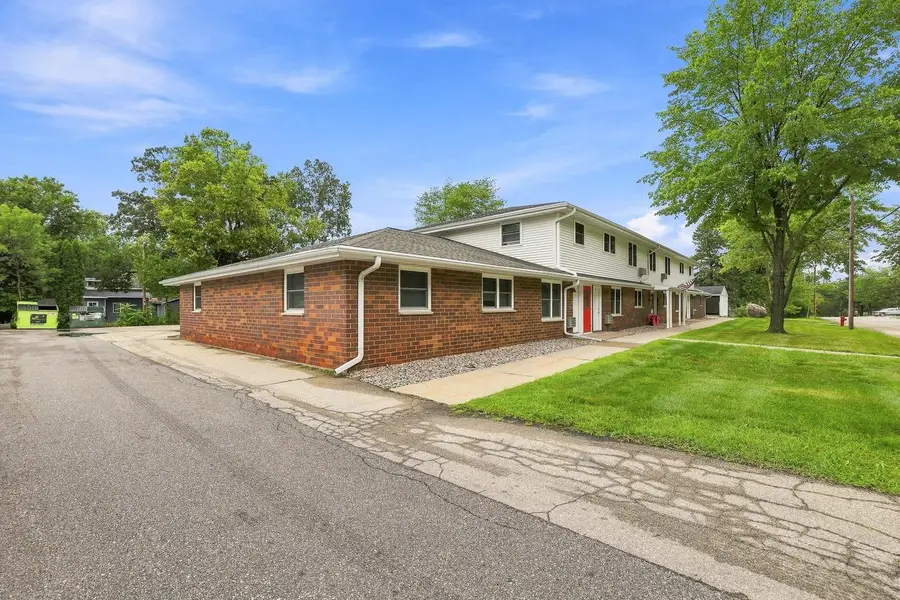 415 Fulton STREET, Waupaca, WI 54981 - #2
