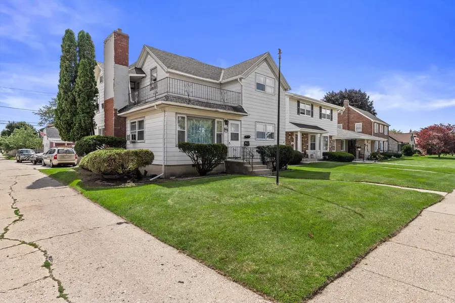 3957 E Holmes AVENUE, Cudahy, WI 53110 - #2