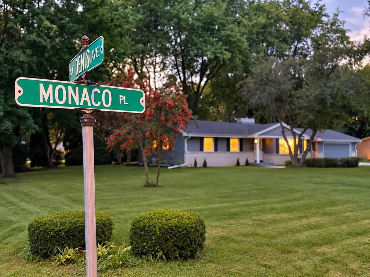 5565 S Monaco PLACE, Hales Corners, WI 53130 - #1