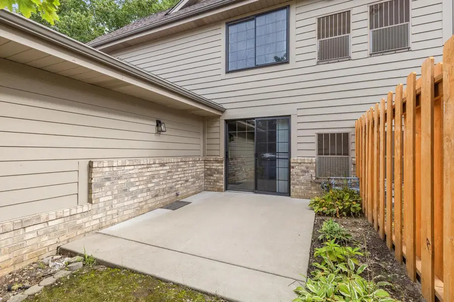 N80W12900 Fond Du Lac AVENUE #5, Menomonee Falls, WI 53051 - #3
