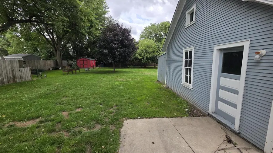 29 S Locust STREET, Oconomowoc, WI 53066 - #2