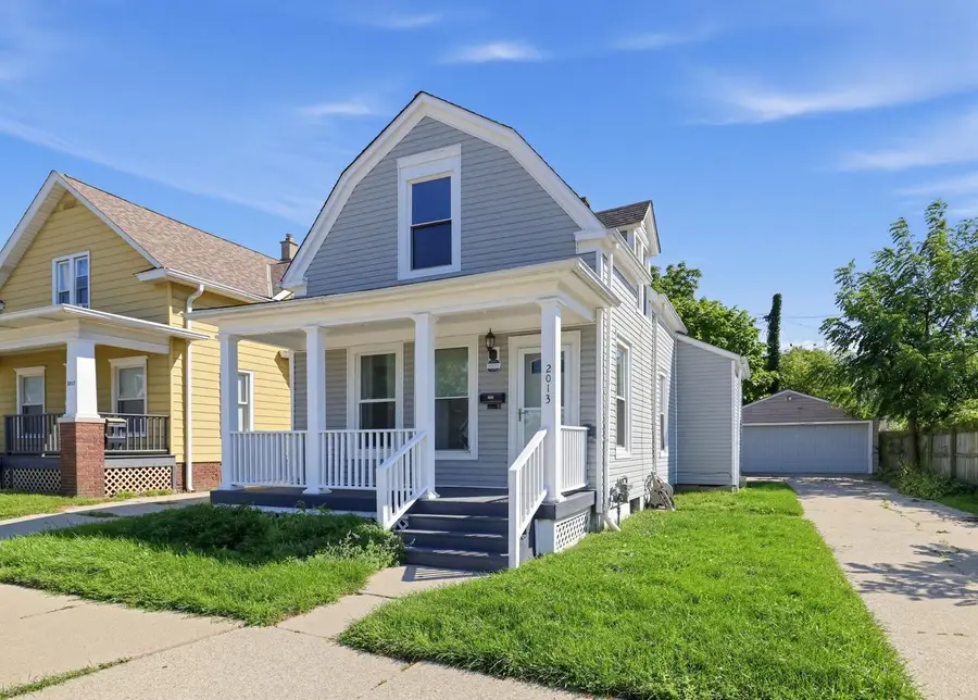 2013 Charles STREET, Racine, WI 53402 - #2