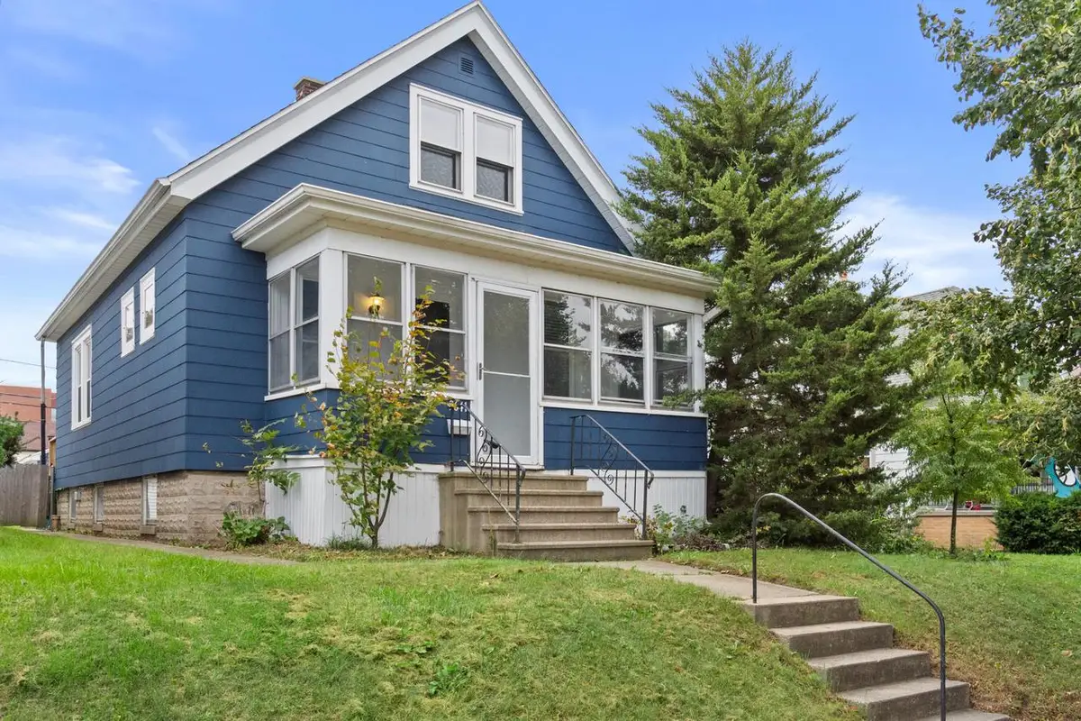 3641 E Whittaker AVENUE, Cudahy, WI 53110 - #1