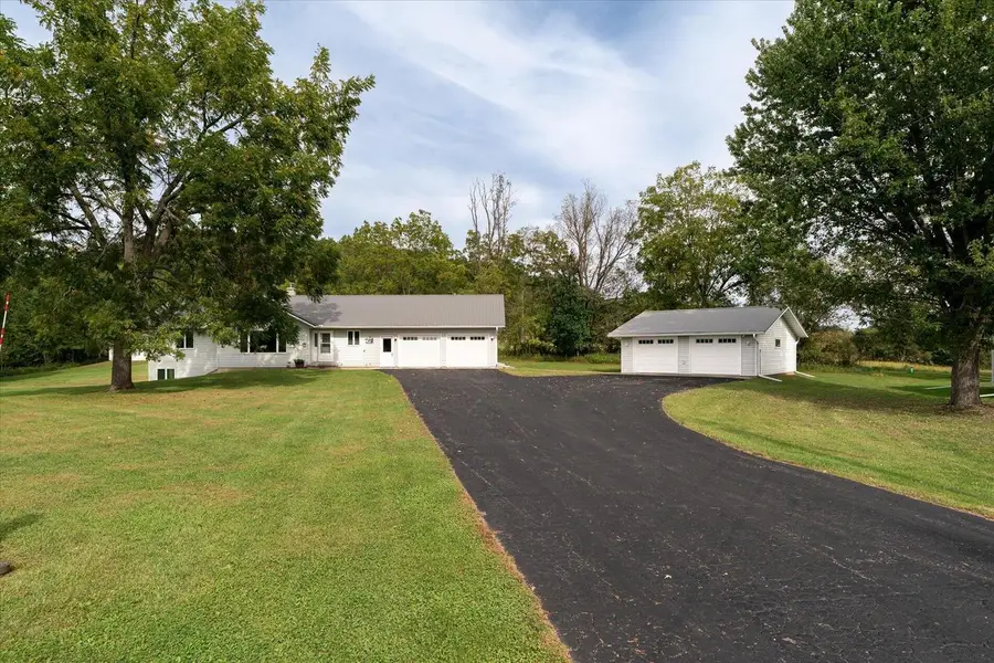 544 E School ROAD, La Farge, WI 54639 - #2
