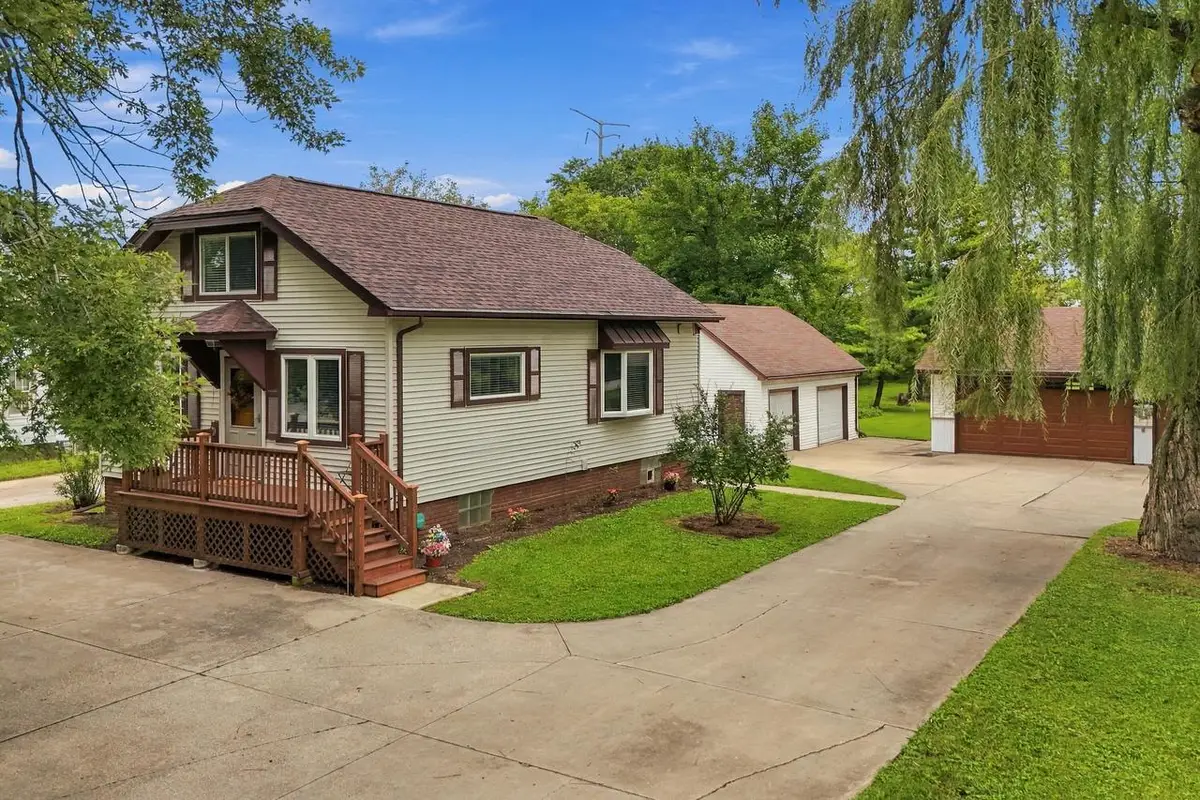 1407 Willow ROAD, Sturtevant, WI 53177 - #1
