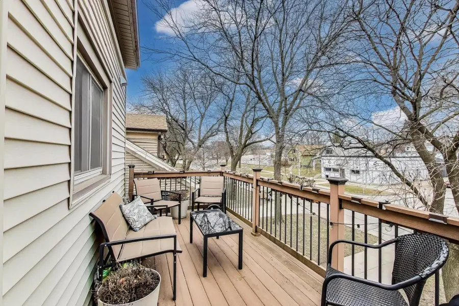 1500 E Oklahoma AVENUE #1502, Milwaukee, WI 53207 - #3