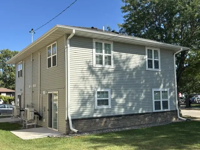 625 Wall STREET #1, La Crosse, WI 54603 - #3