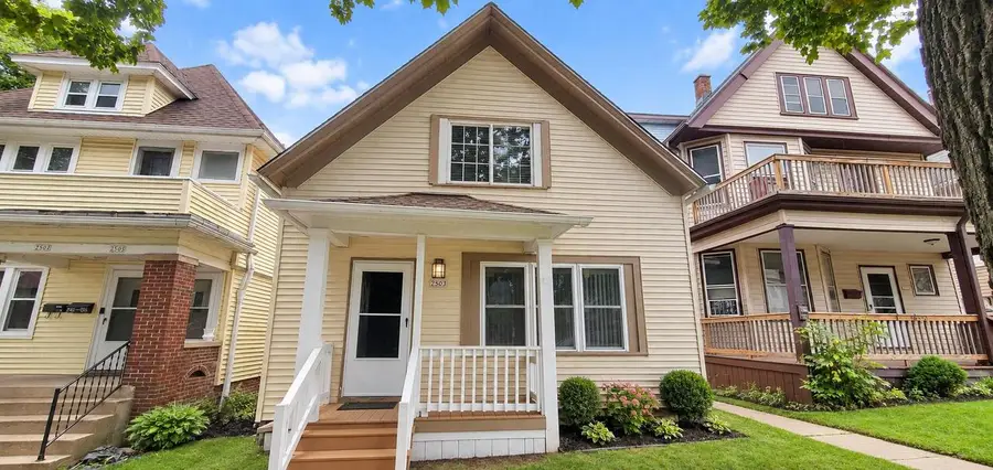 2563 S 8th STREET, Milwaukee, WI 53215 - #3